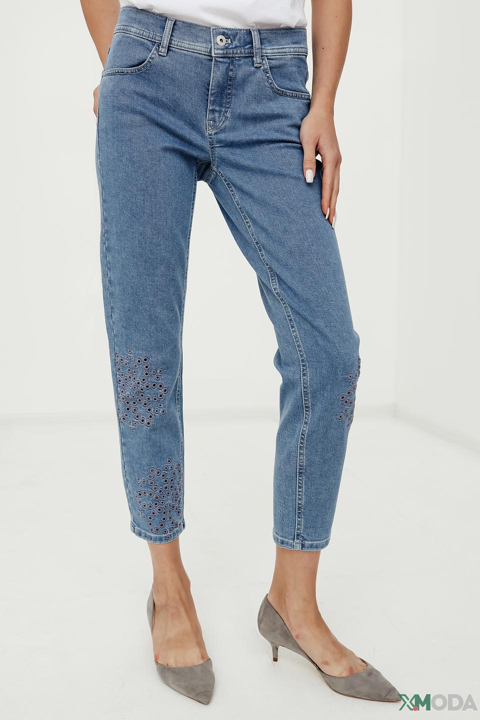 Джинсы Taifun с вышивкой голубые