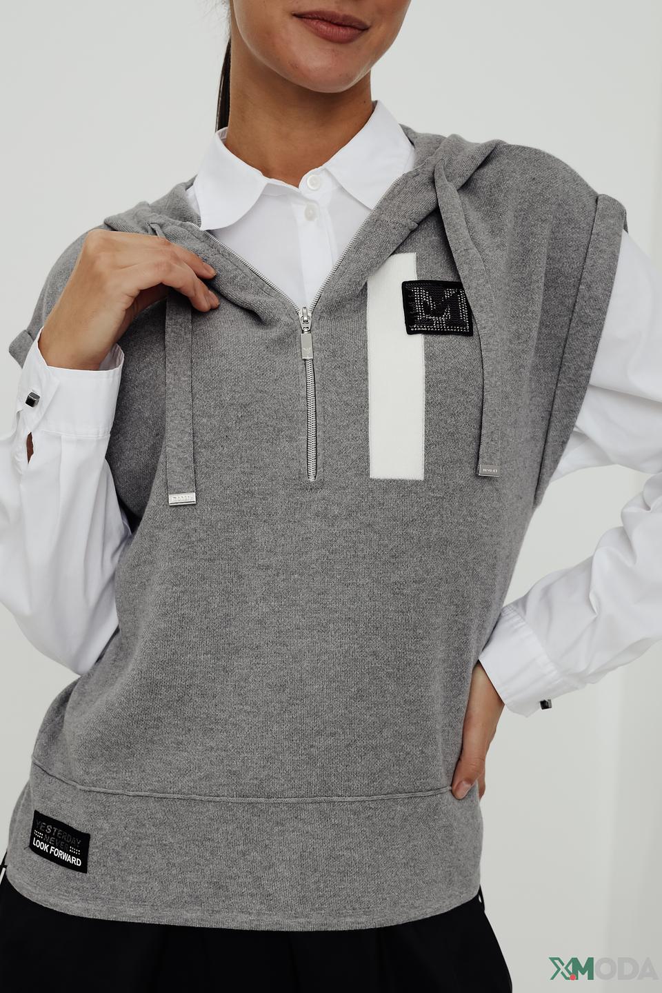 Пуловер Monari серый с капюшоном