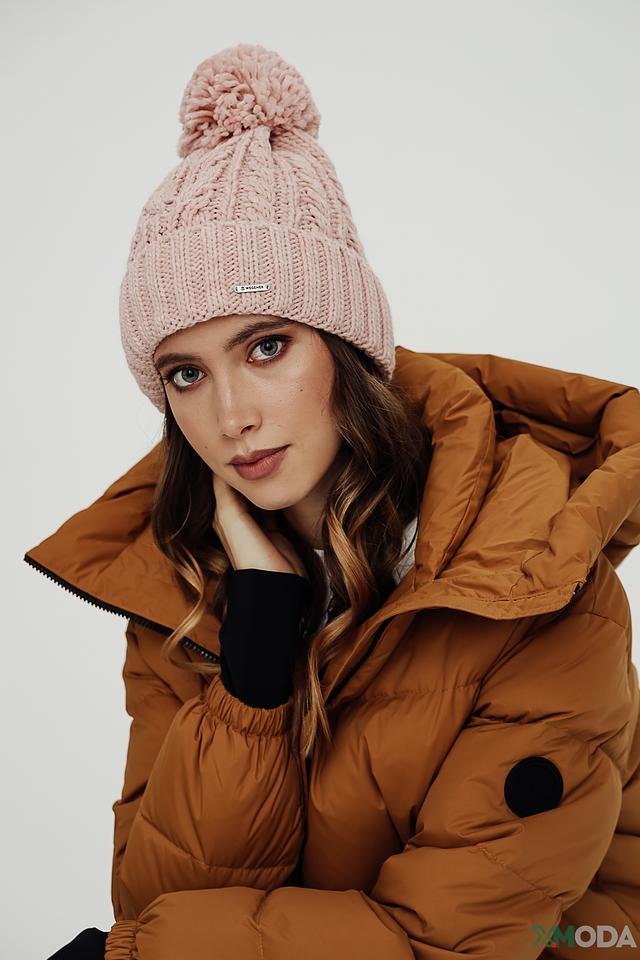 Шапка Wegener с помпоном пудрово-розовая