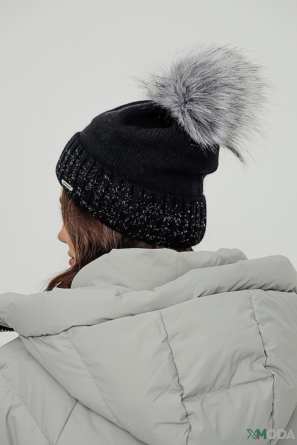 Шапка Wegener с помпоном чёрная