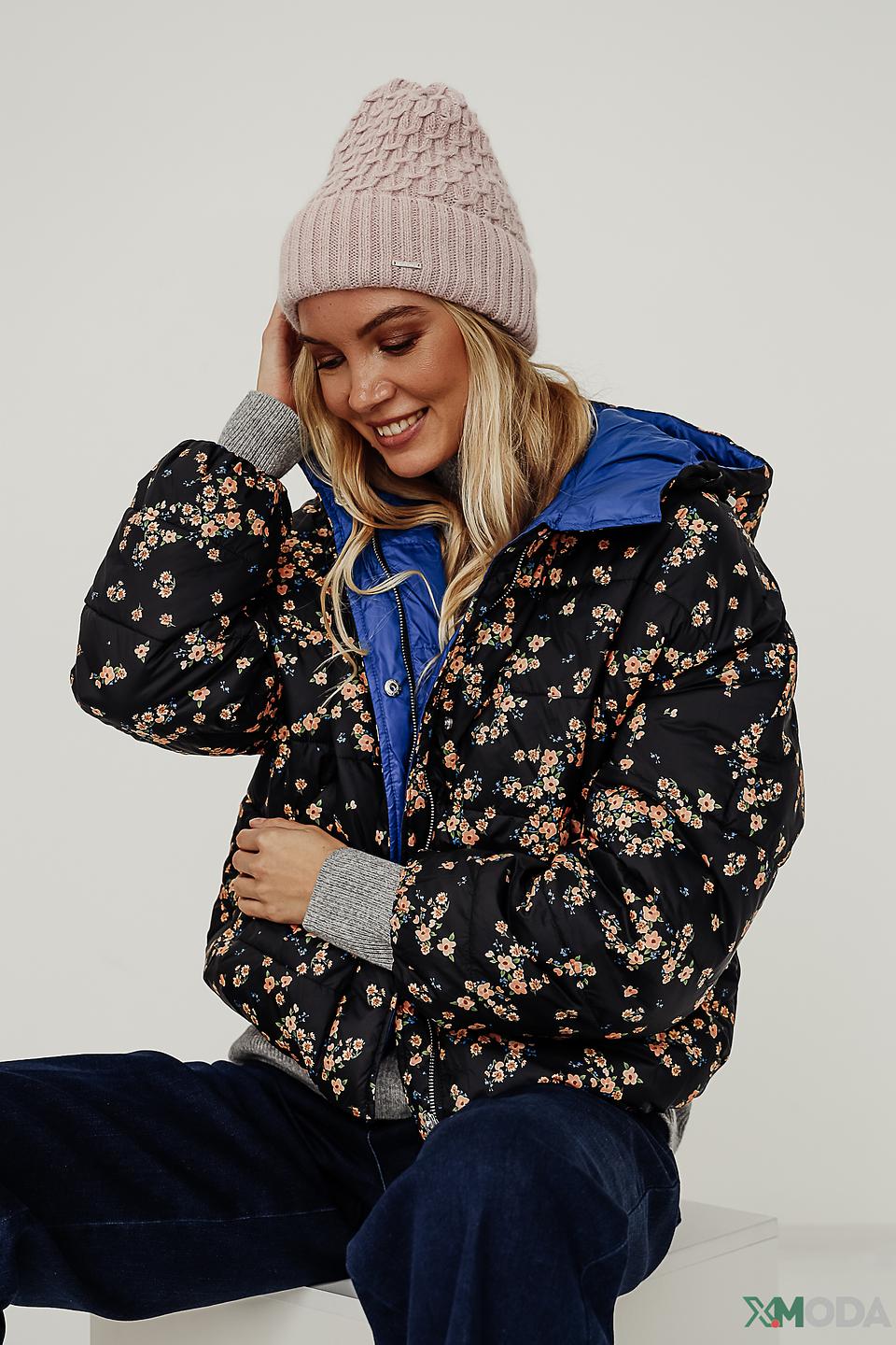 Шапка Marhatter вязаная пудровая