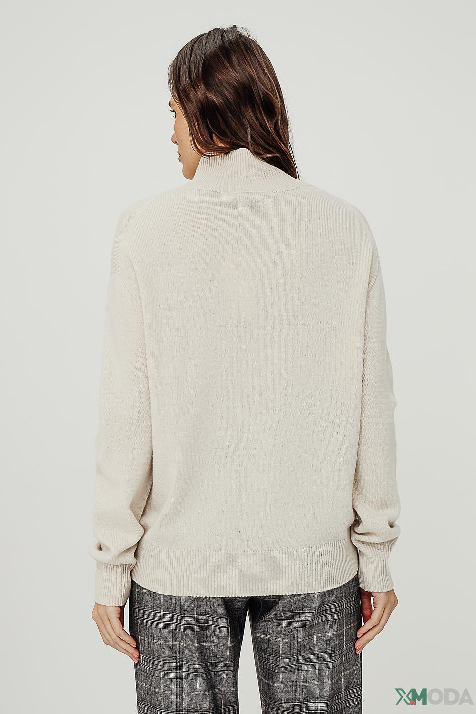 Пуловер Oui бежевый с горлом