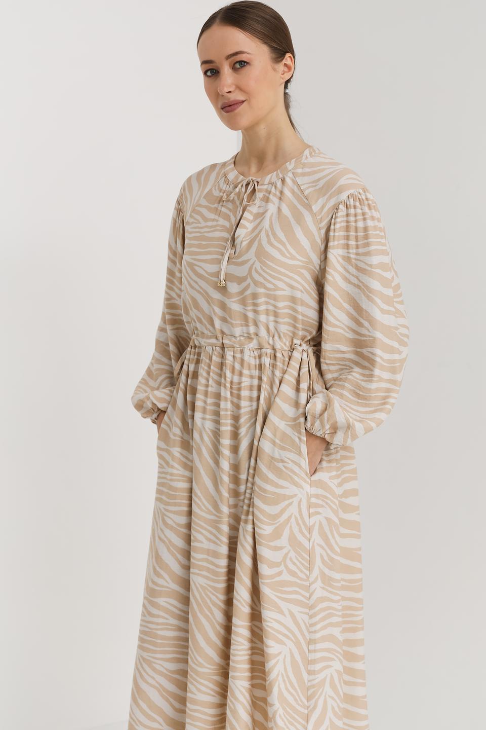 Платье Oui приталенное в полоску