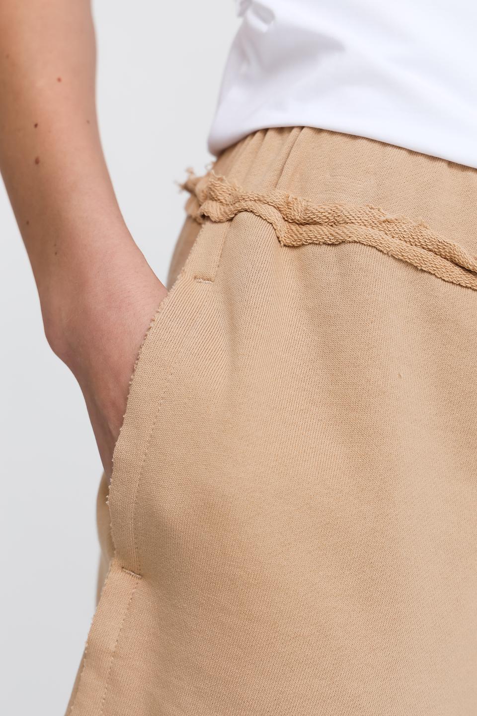 Шорты Pezzo бежевые