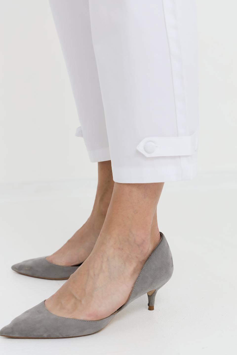 Брюки классические UNQ белые