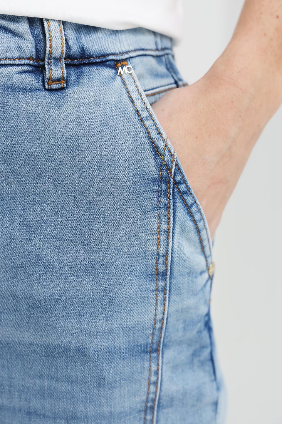 Джинсы Marc Cain с декоративной строчкой голубые