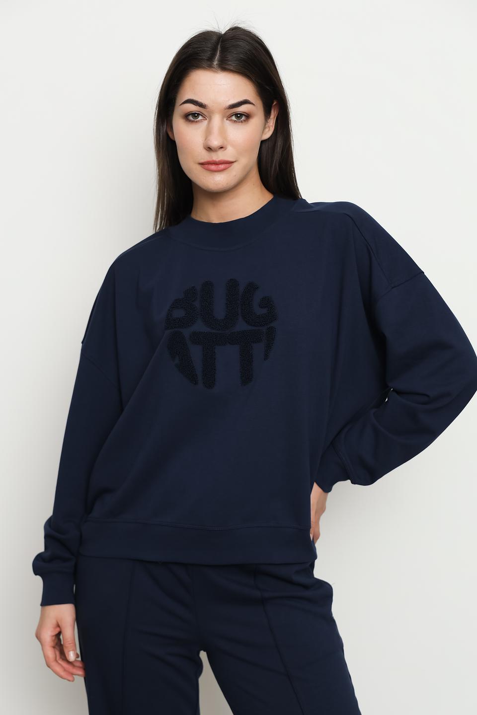 Толстовка Bugatti с логотипом