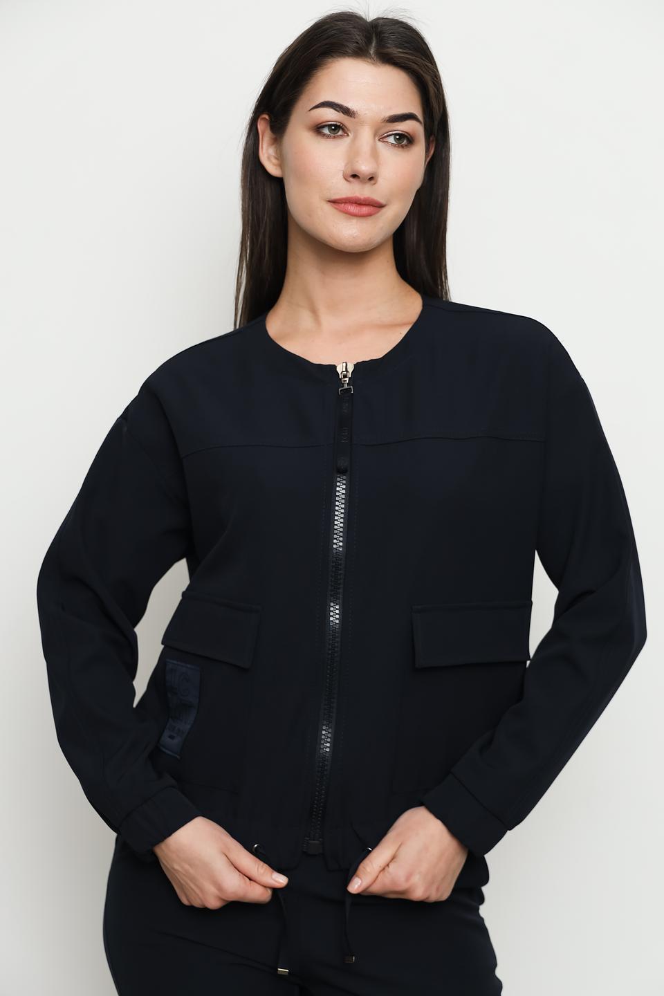 Жакет Lecomte чёрный приталенный