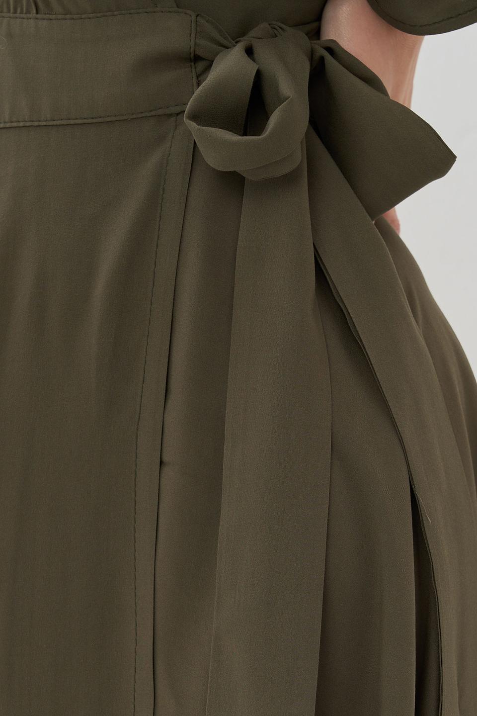 Платье VAY с запахом оливковое