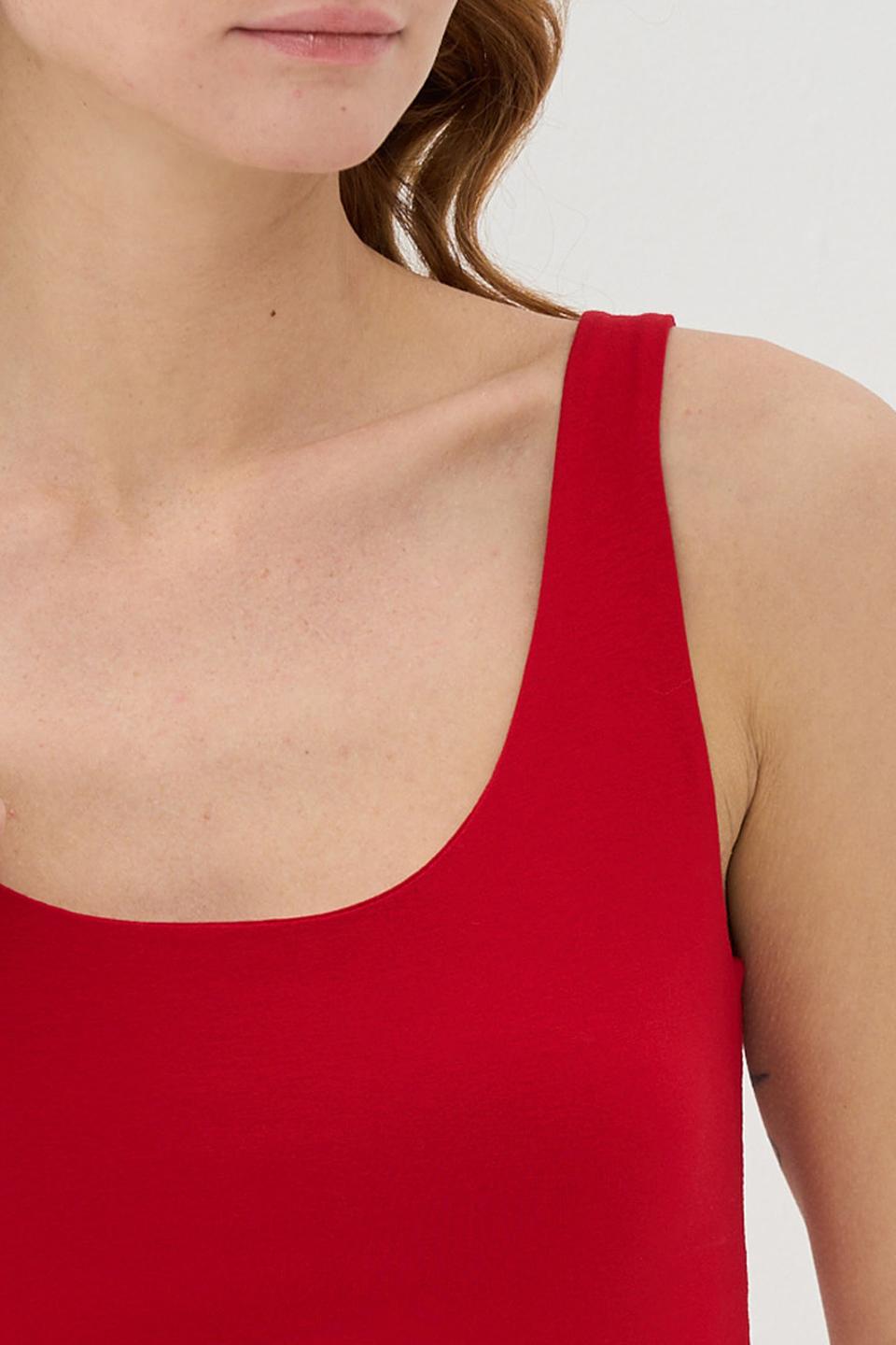 Топ VAY базовый красный