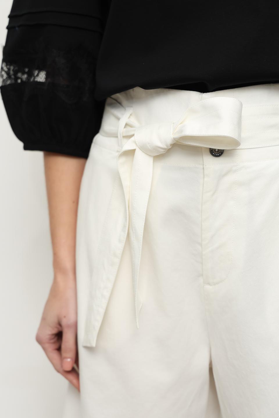 Шорты Catnoir с поясом белые