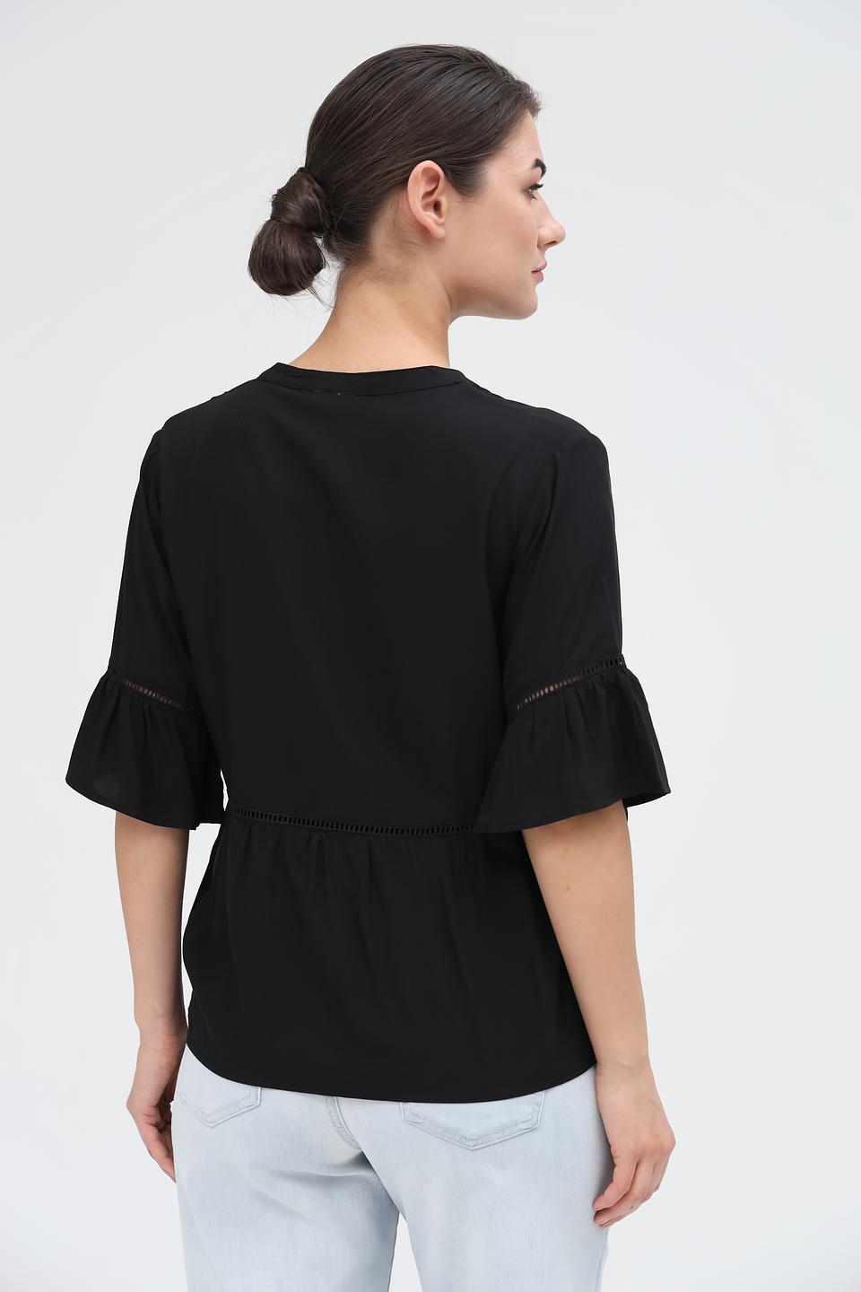 Блуза Broadway чёрная с воланами
