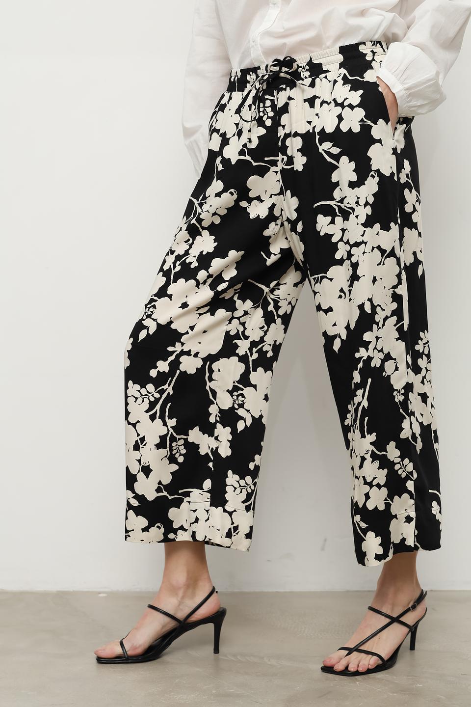 Брюки Taifun с цветочным принтом