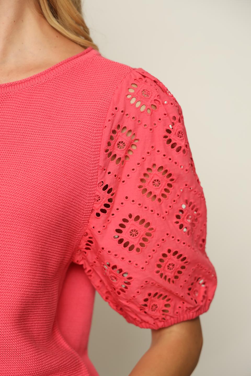 Пуловер Oui с ажурными рукавами коралловый