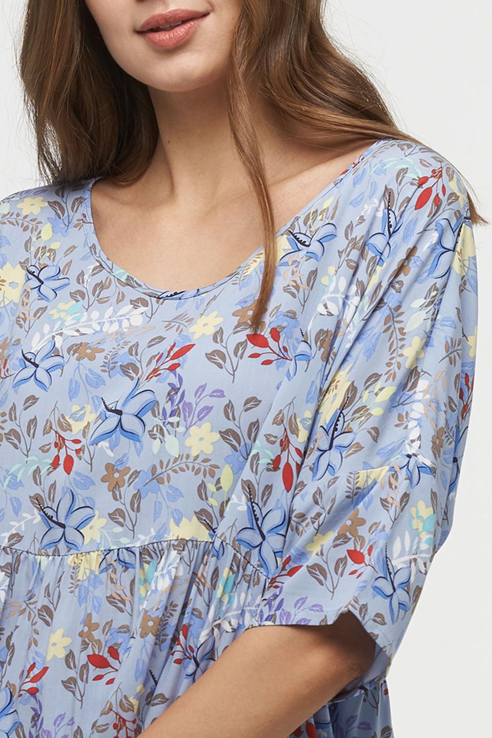 Платье VAY с цветочным принтом голубое