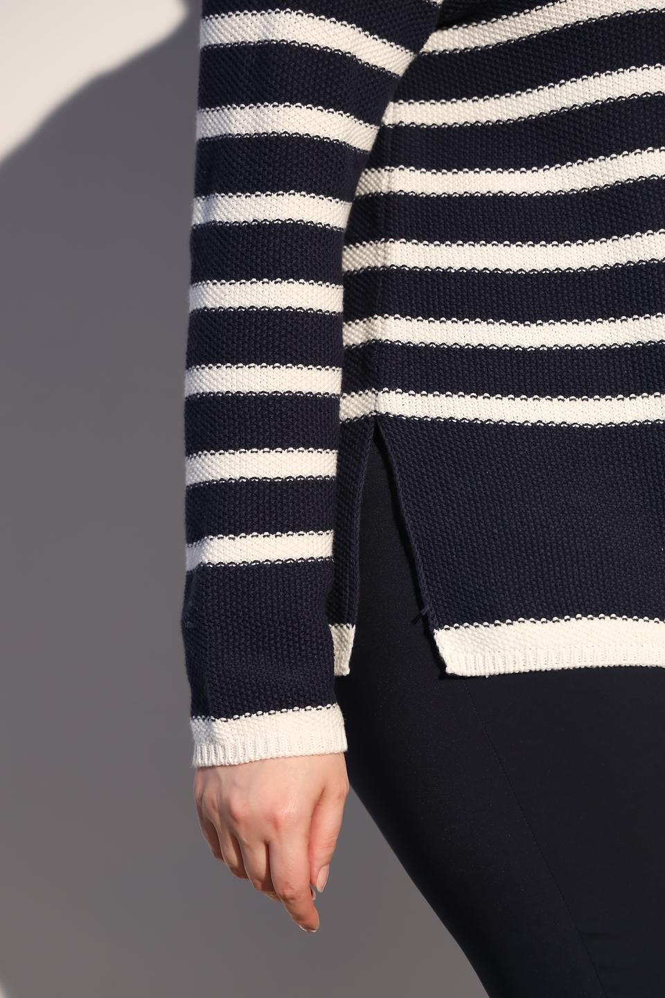 Пуловер Via Appia в полоску