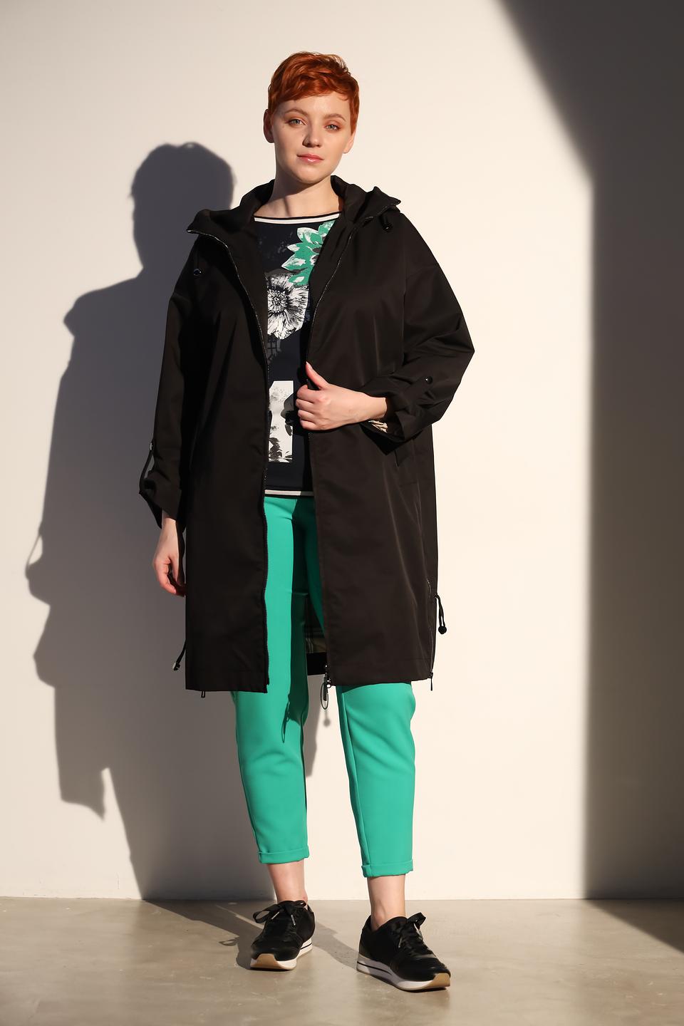 Плащ Pezzo чёрный с капюшоном