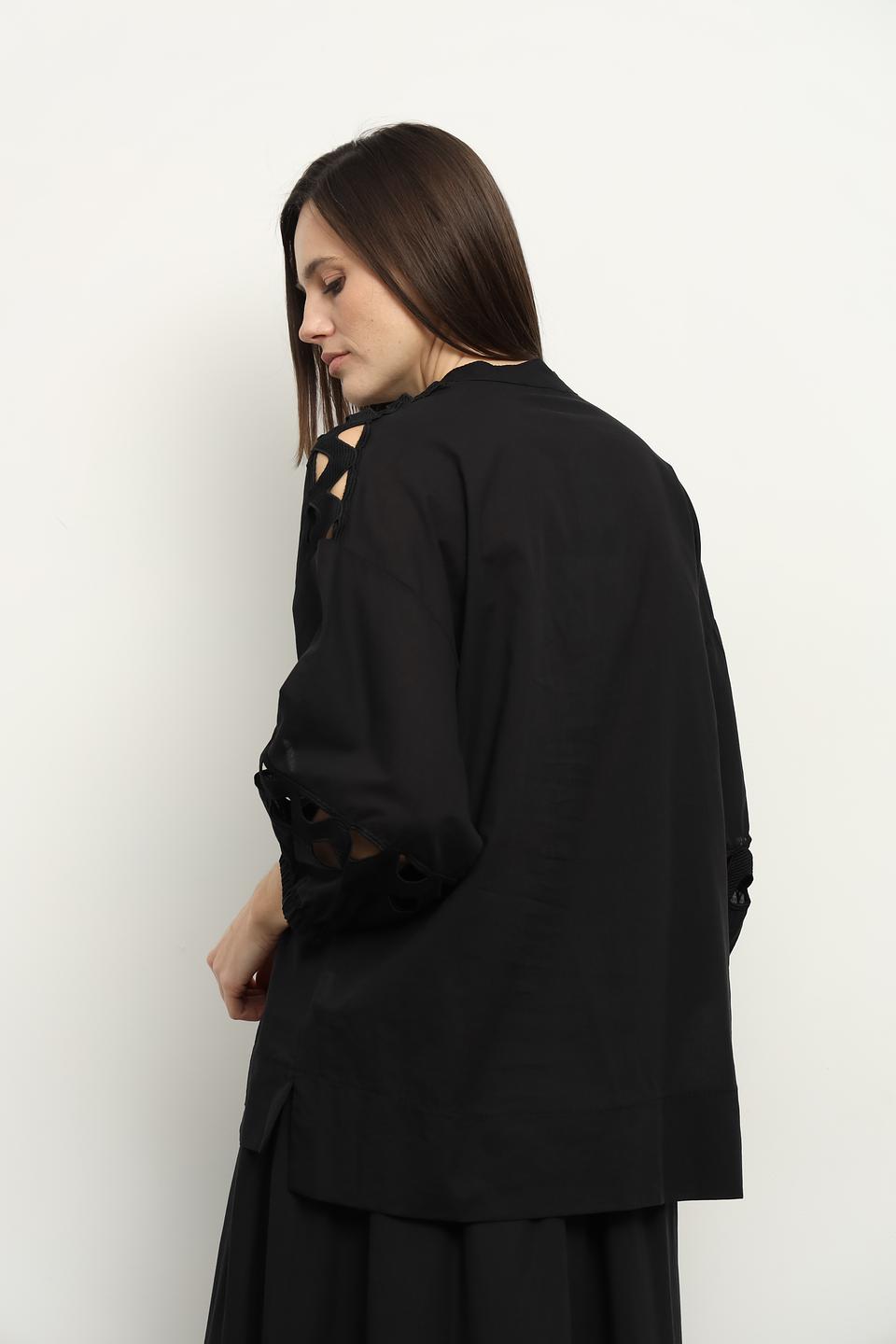 Блуза Icona женская с вырезами чёрная