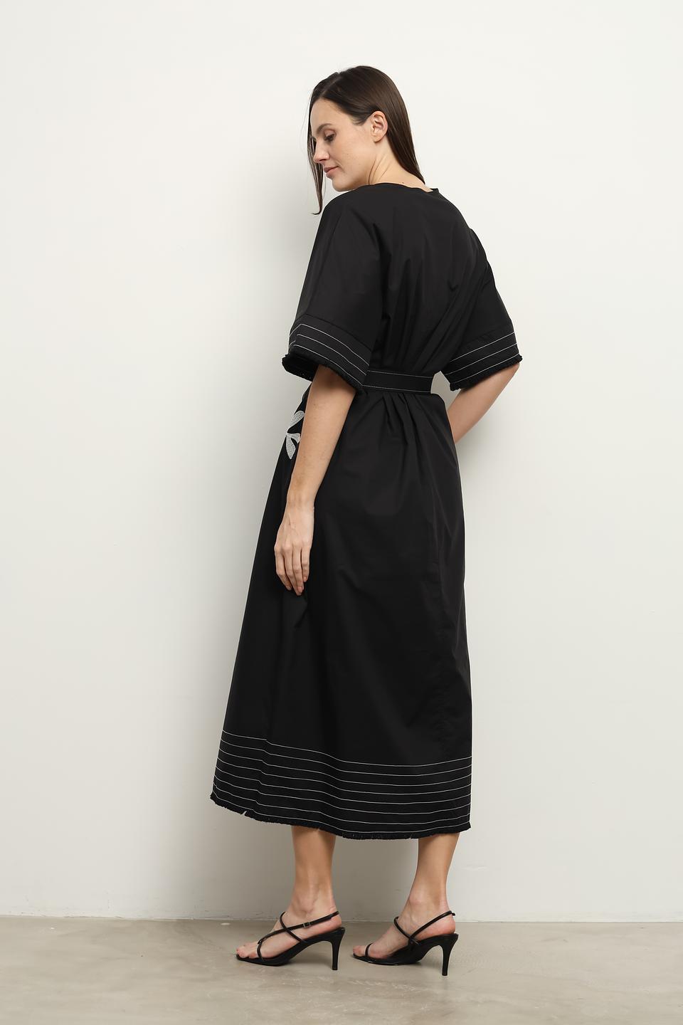 Платье Icona с вышивкой чёрное