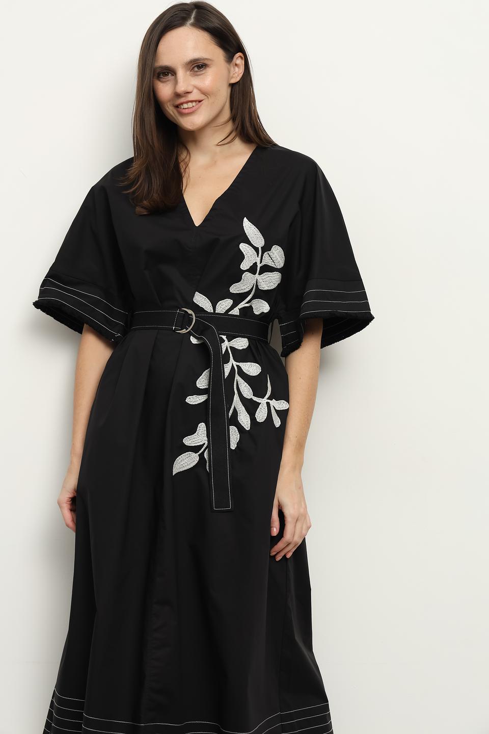 Платье Icona с вышивкой чёрное
