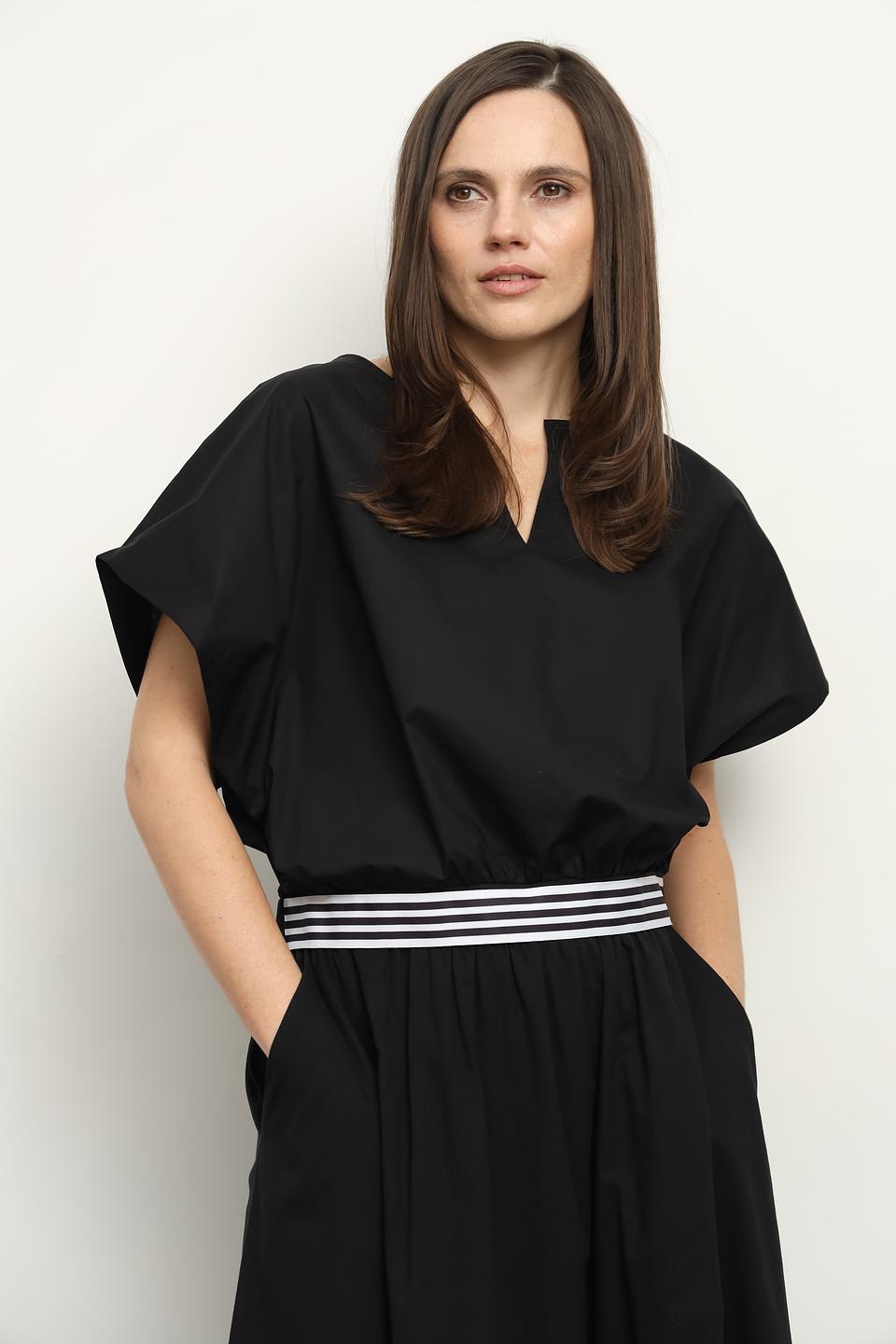 Блуза Icona чёрная с рукавами-крыльями