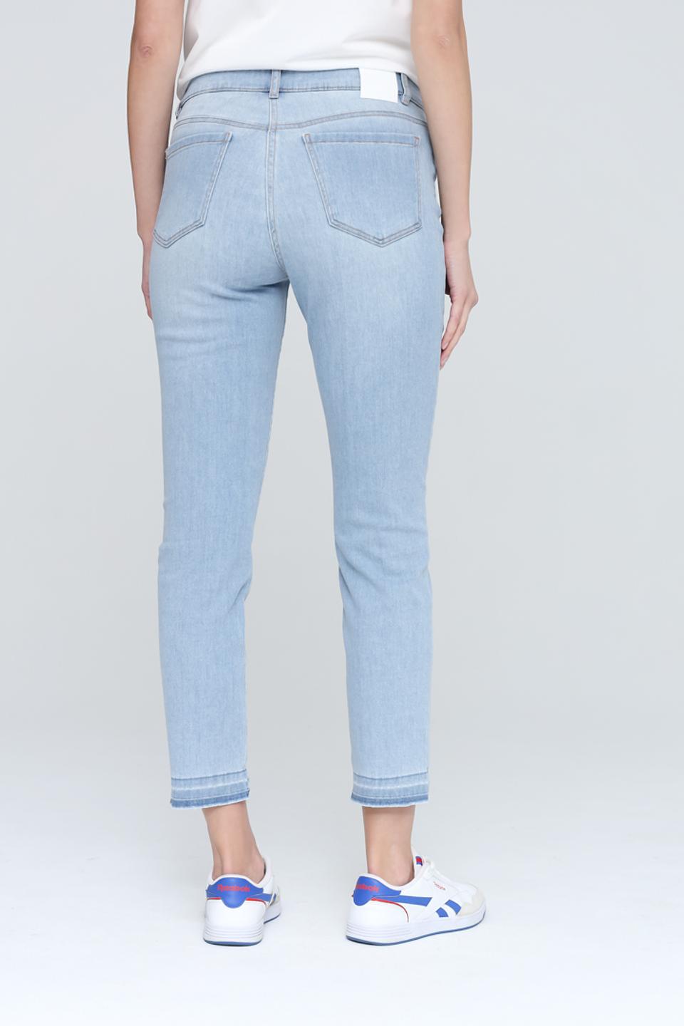 Джинсы Marc Cain голубые с манжетами