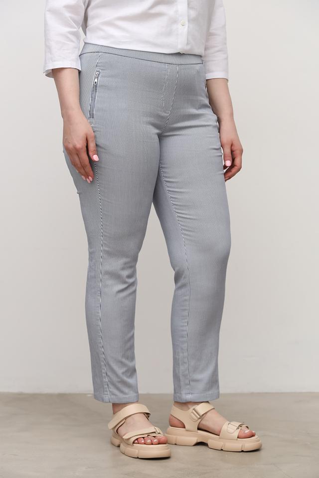 Брюки Relaxed by Toni в полоску серые