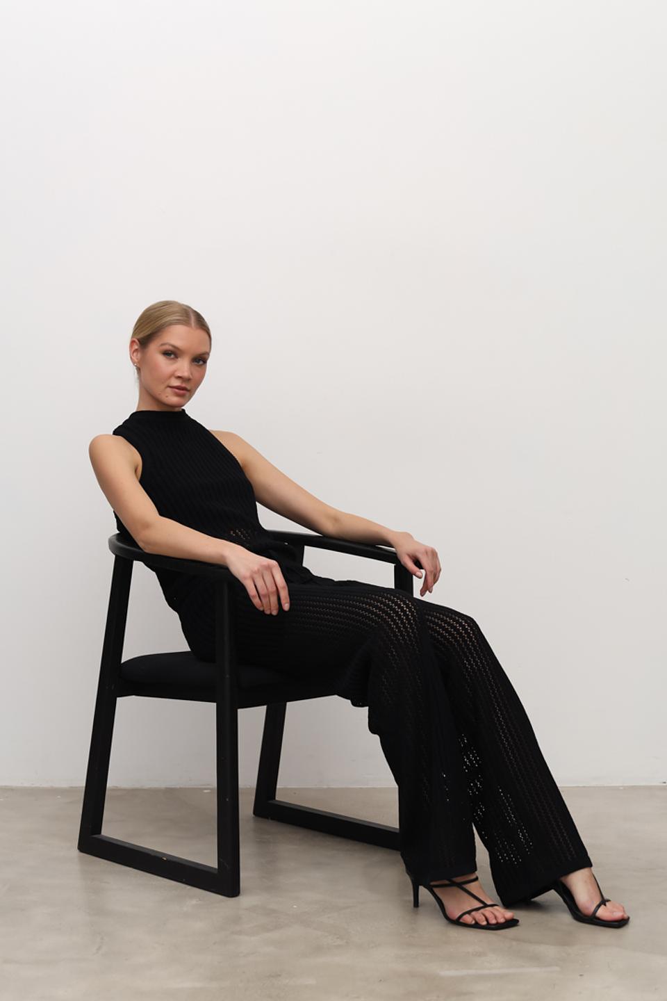 Брюки Hugo женские чёрные вязаные