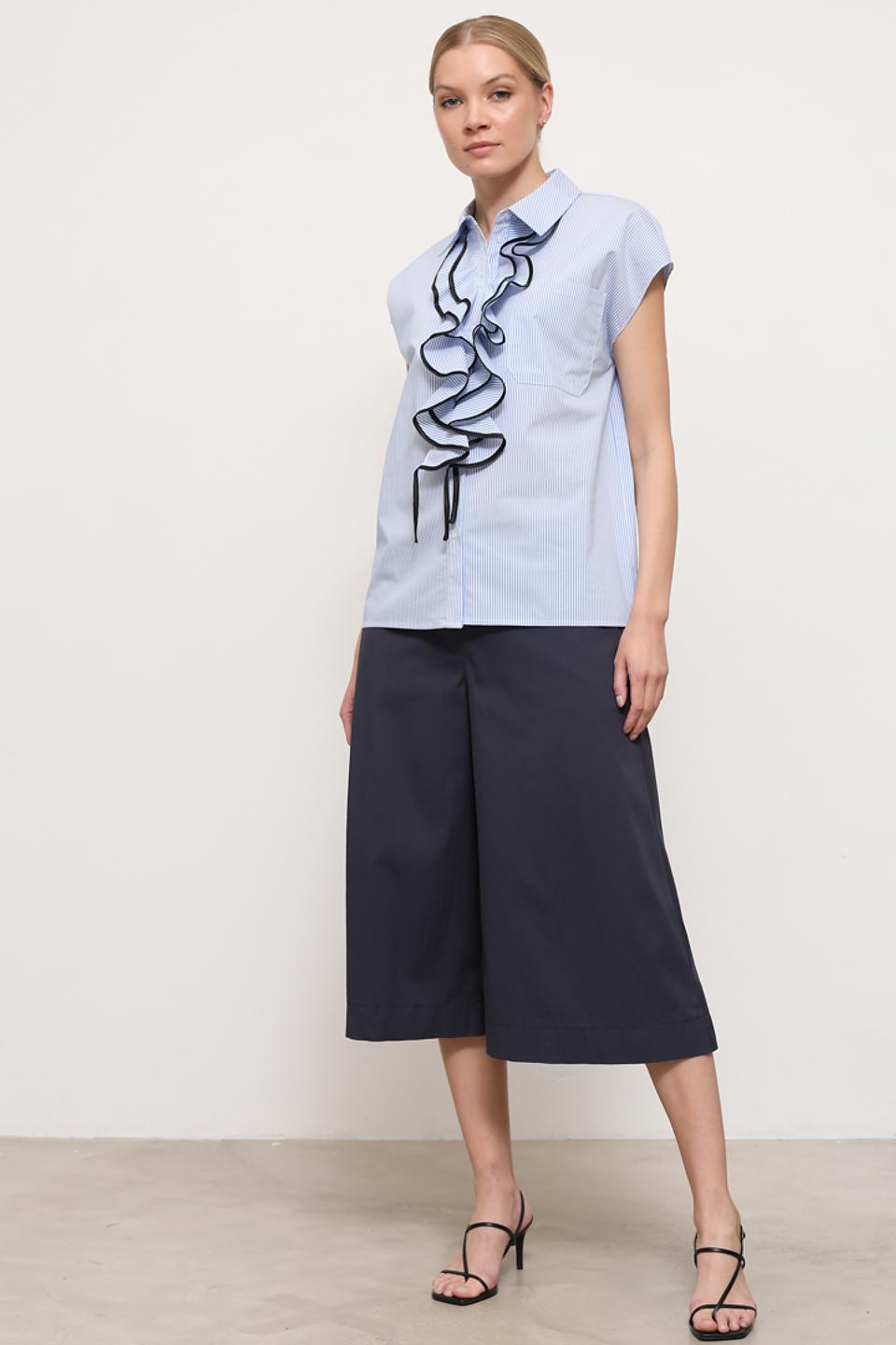 Рубашка Apart с рюшами голубая