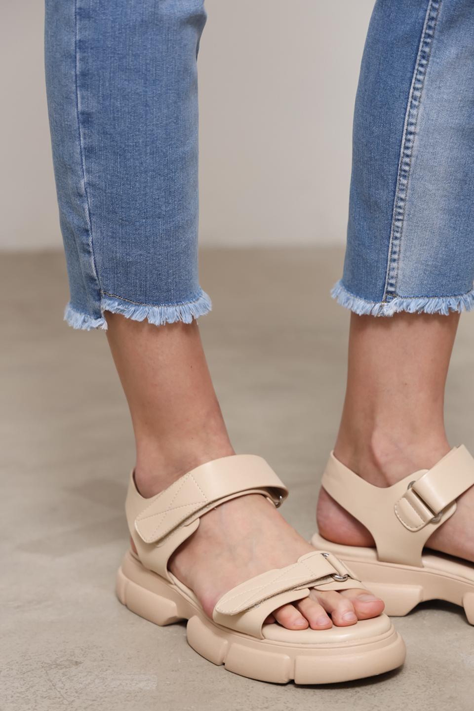 Джинсы Monari с рваностями голубые