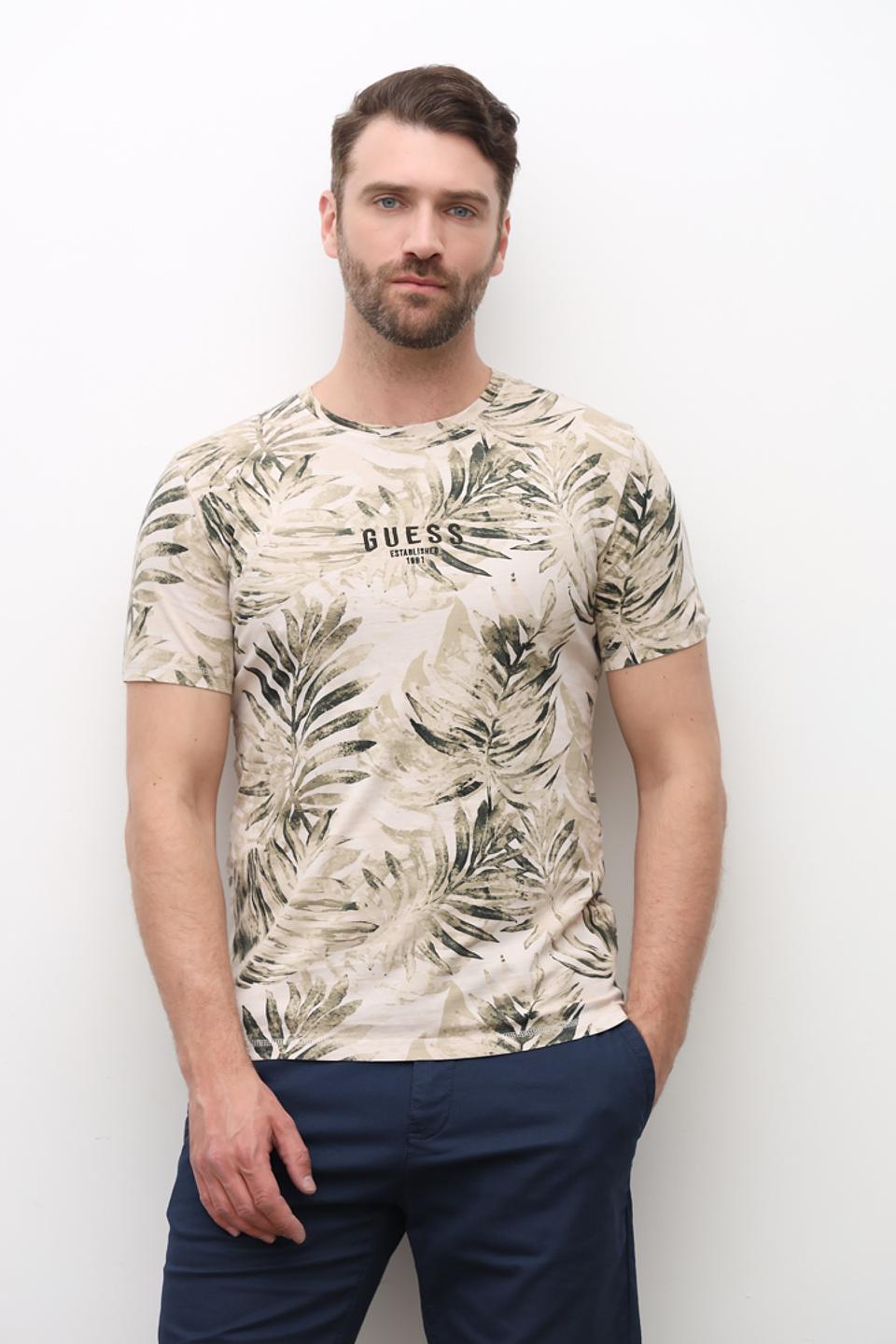 Футболка Guess с тропическим принтом