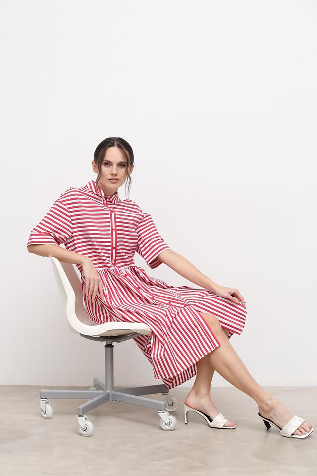 Платье Apart в красную полоску