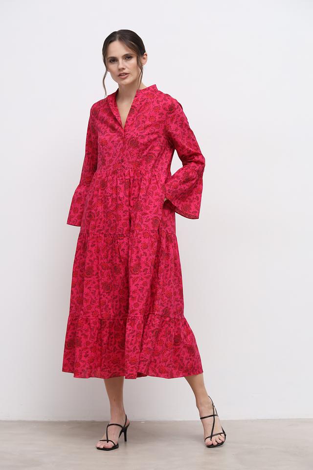 Платье Apart с цветочным принтом