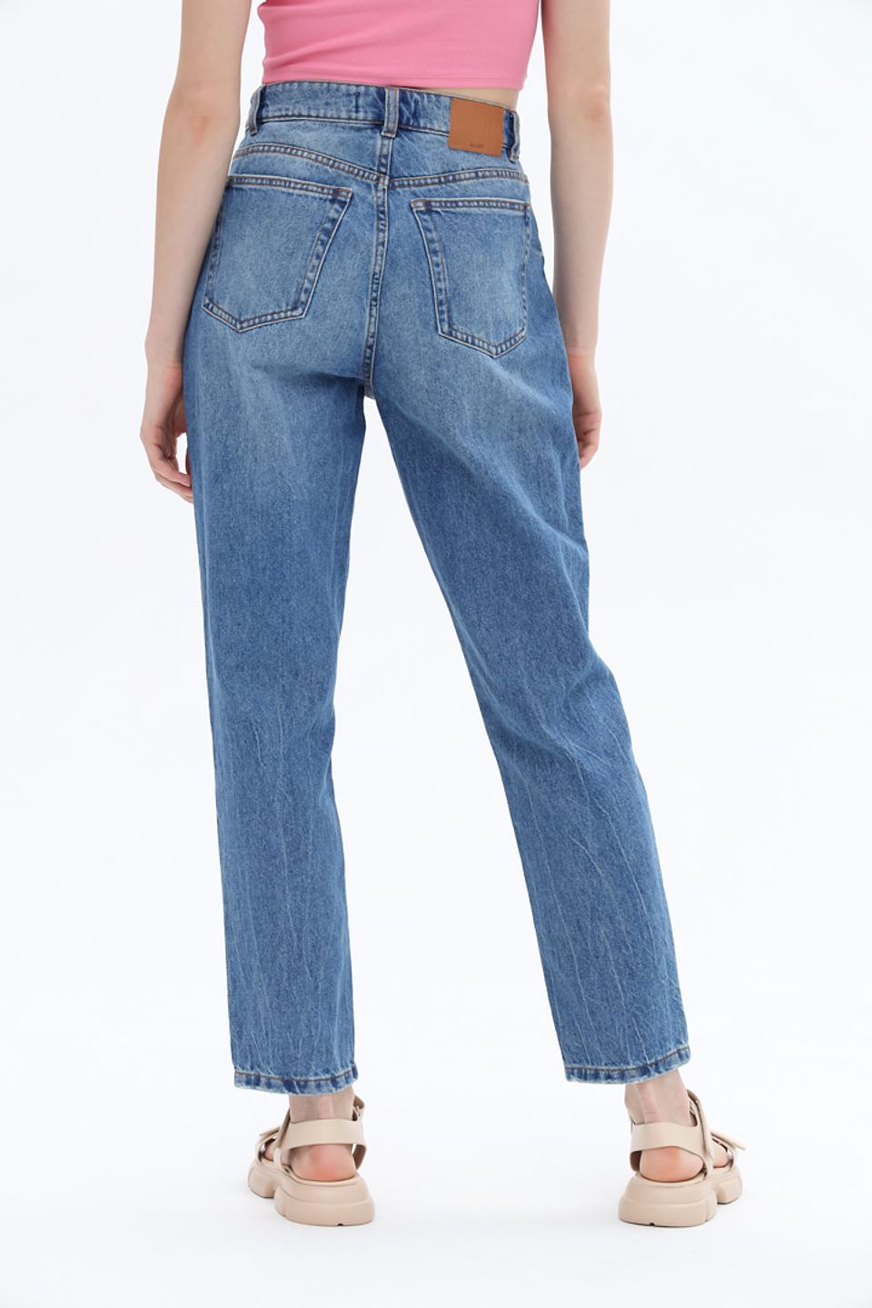 Джинсы Alcott mom fit голубые