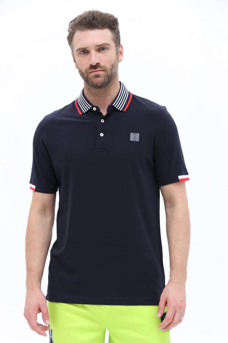 Поло Bugatti с полоской на воротнике