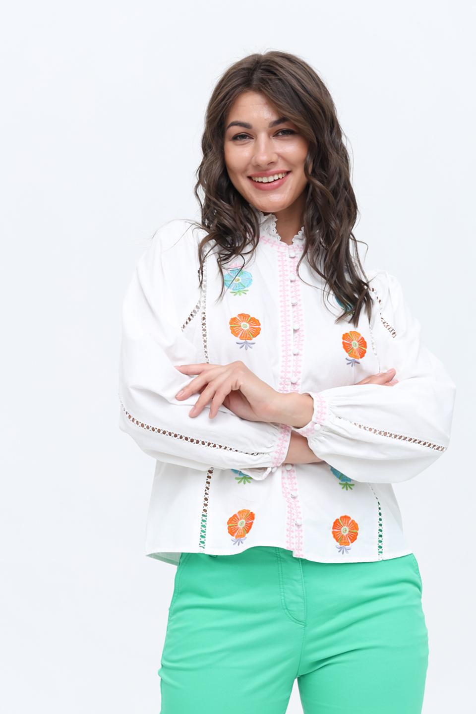 Блуза Rich and Royal с вышивкой