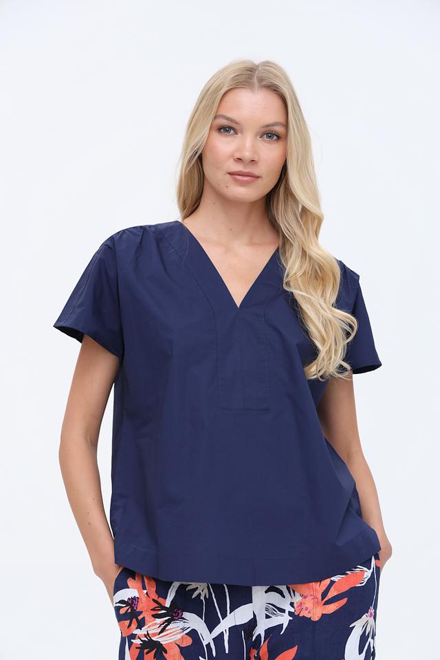 Блуза Gerry Weber темно-синяя с V-образным вырезом