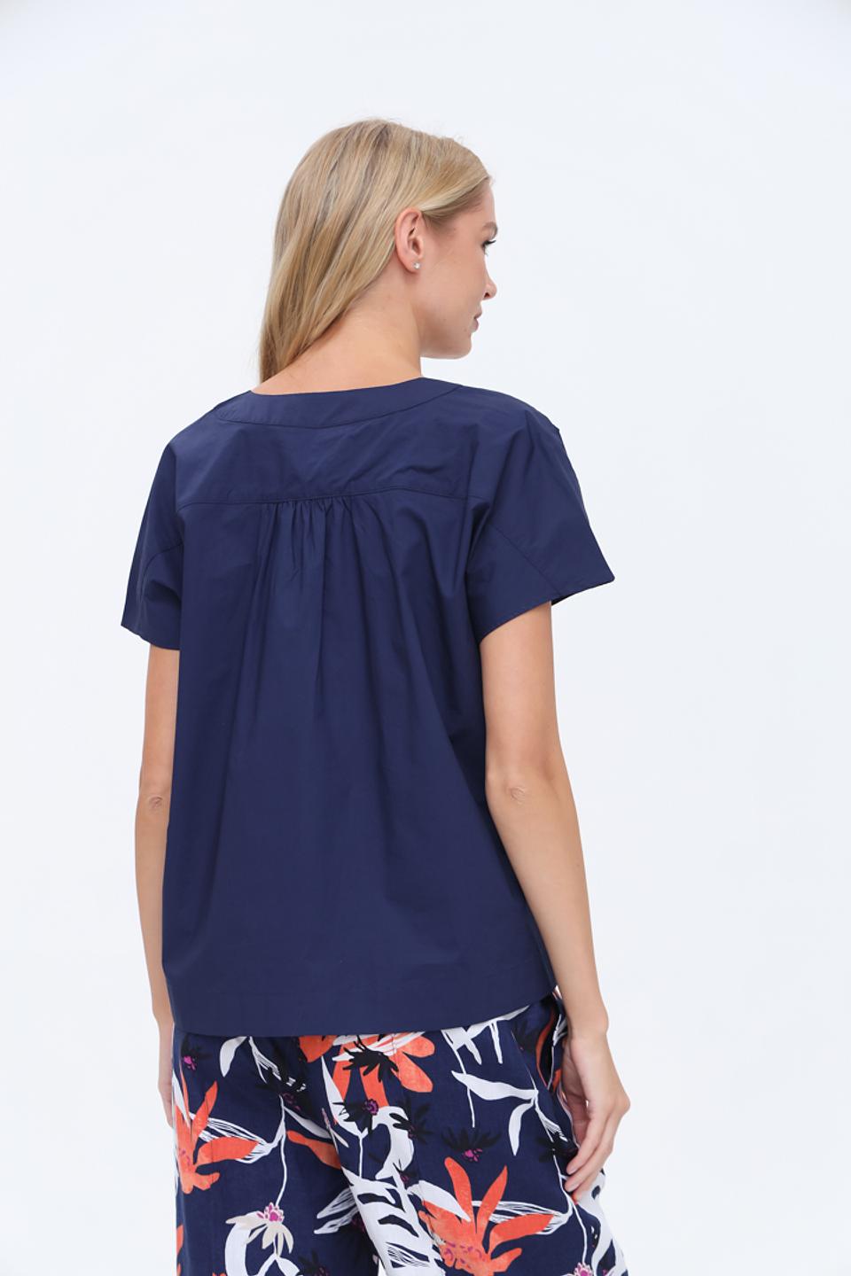 Блуза Gerry Weber темно-синяя с V-образным вырезом