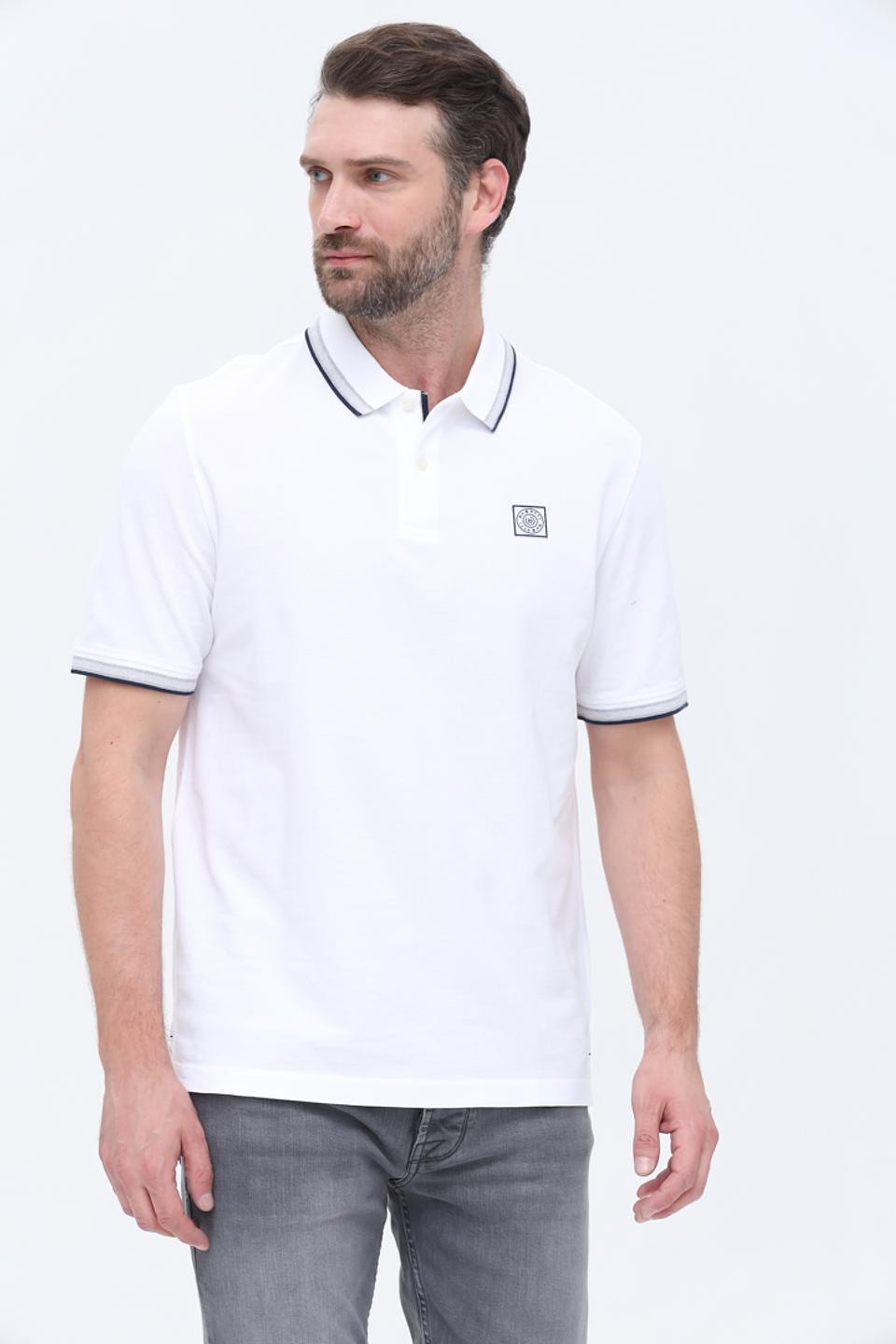 Поло Bugatti с контрастной отделкой белый