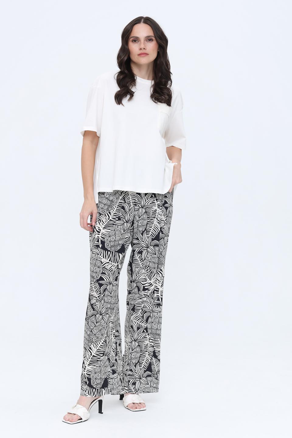 Футболка You Just White с карманом