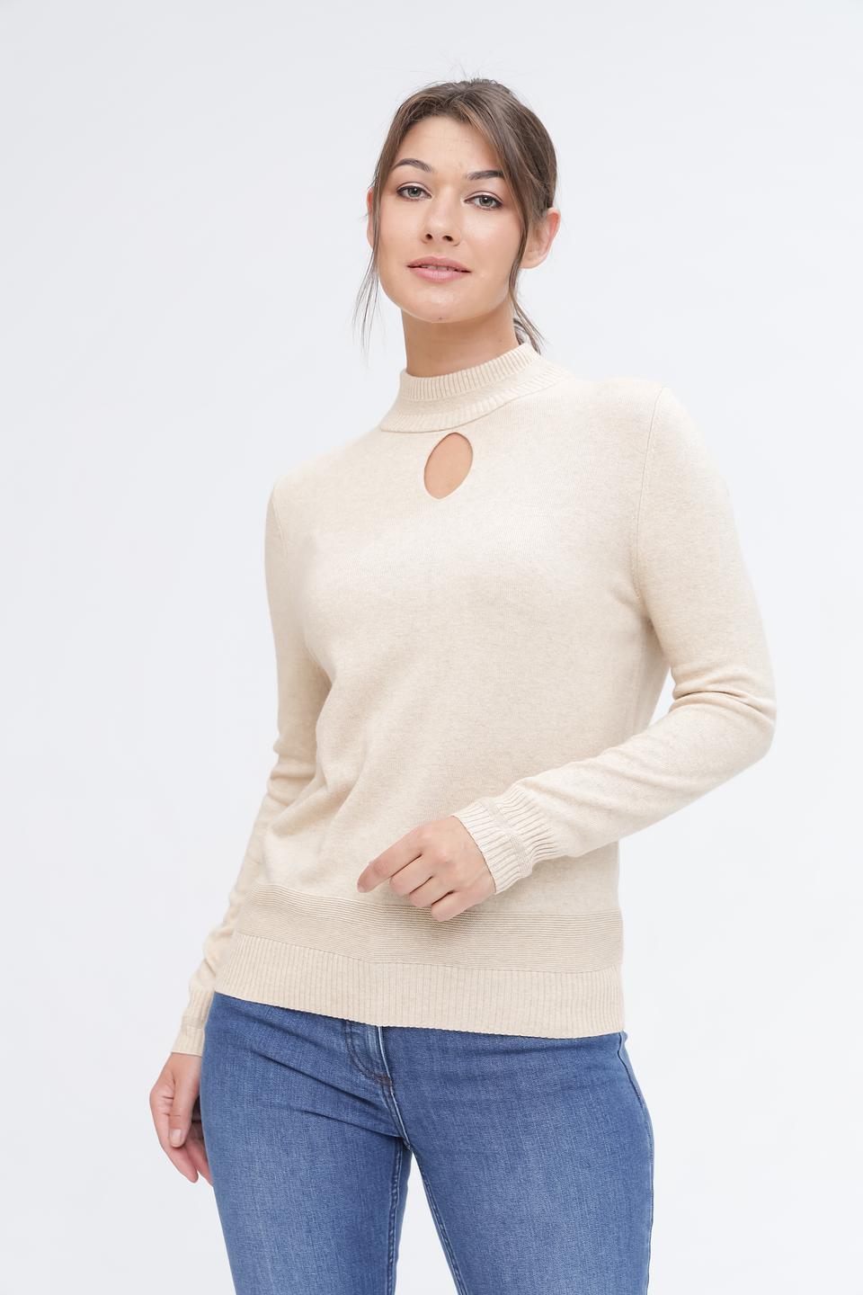 Пуловер Pezzo с вырезом бежевый