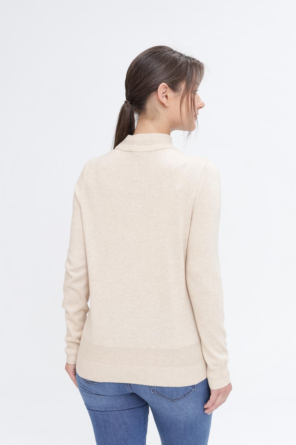 Пуловер Pezzo с вырезом бежевый