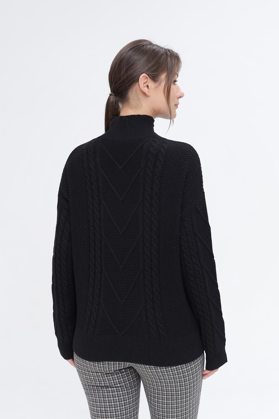 Пуловер Pezzo чёрный с косами