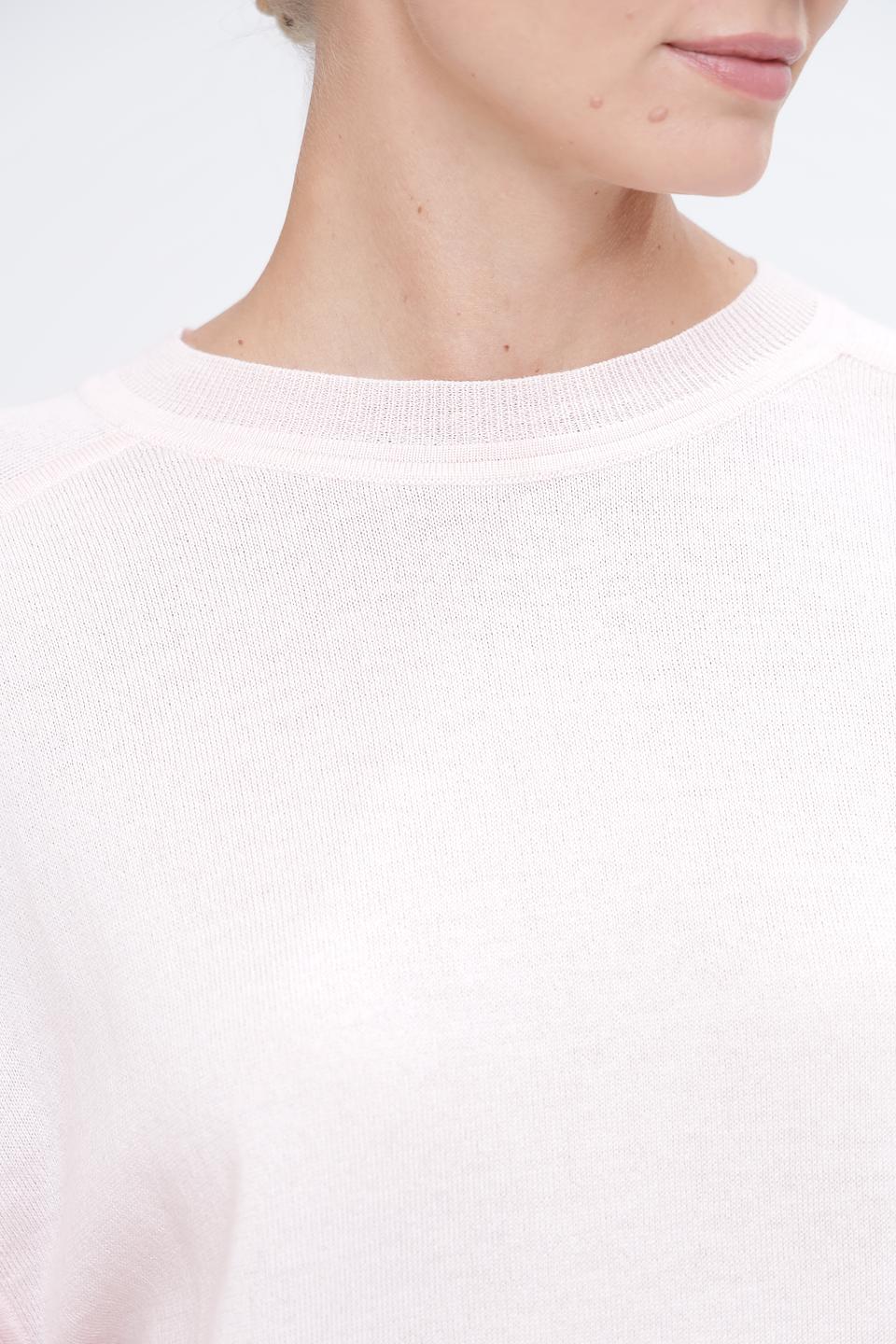 Пуловер Pezzo с вышивкой розовый