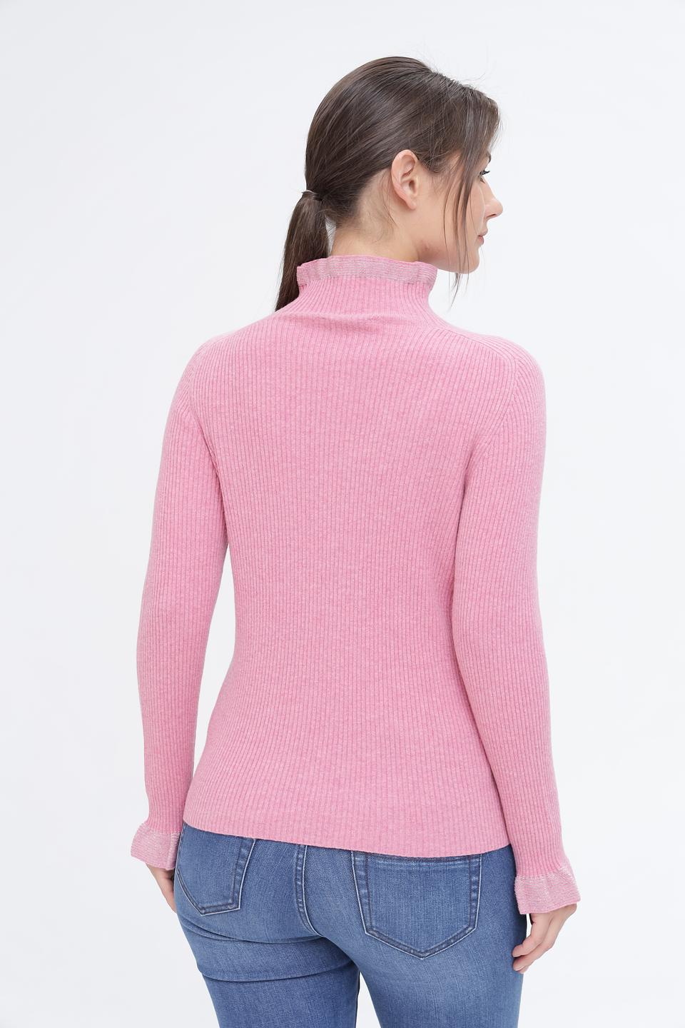 Пуловер Pezzo с воротником-стойкой розовый