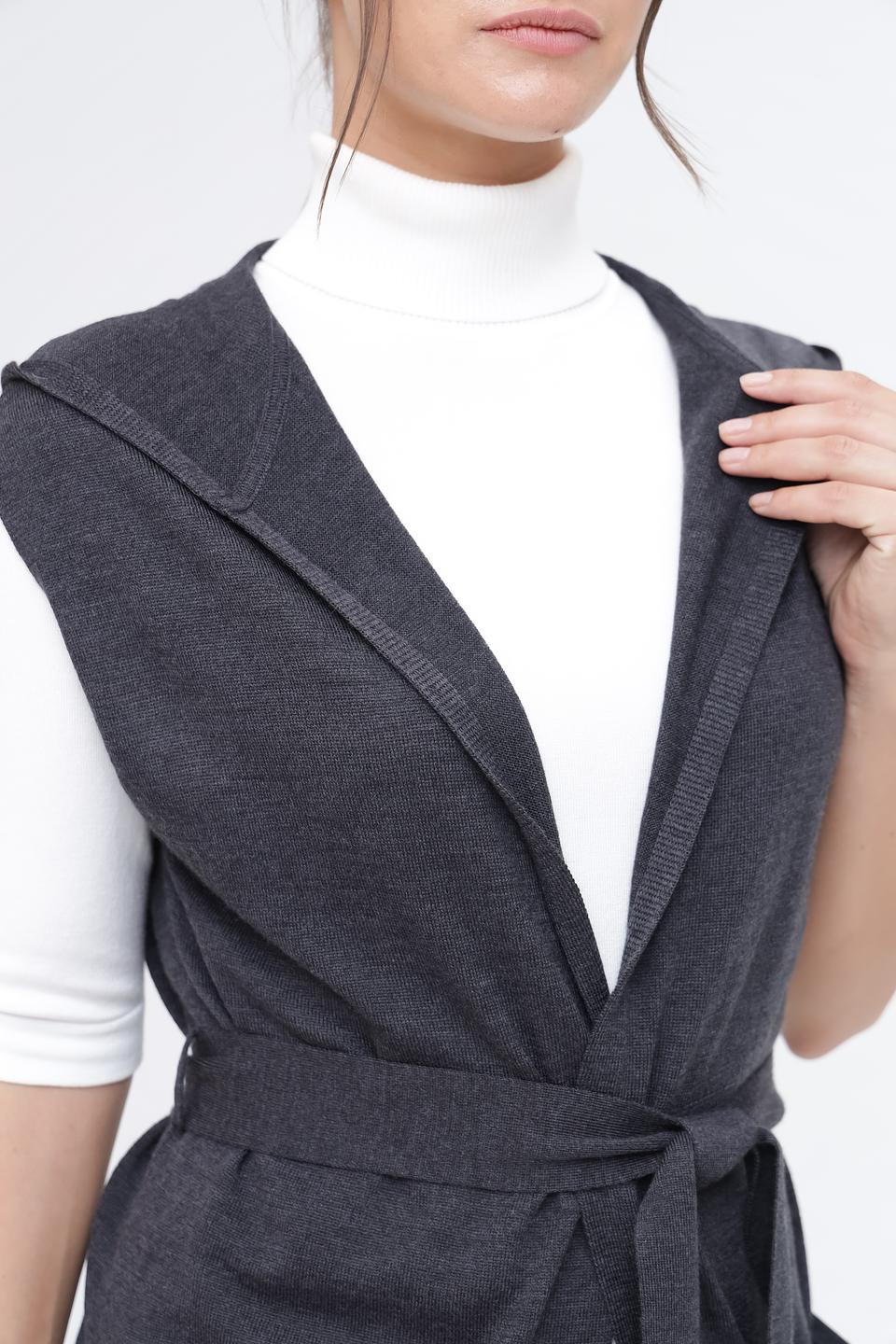 Жилет Pezzo с капюшоном серый