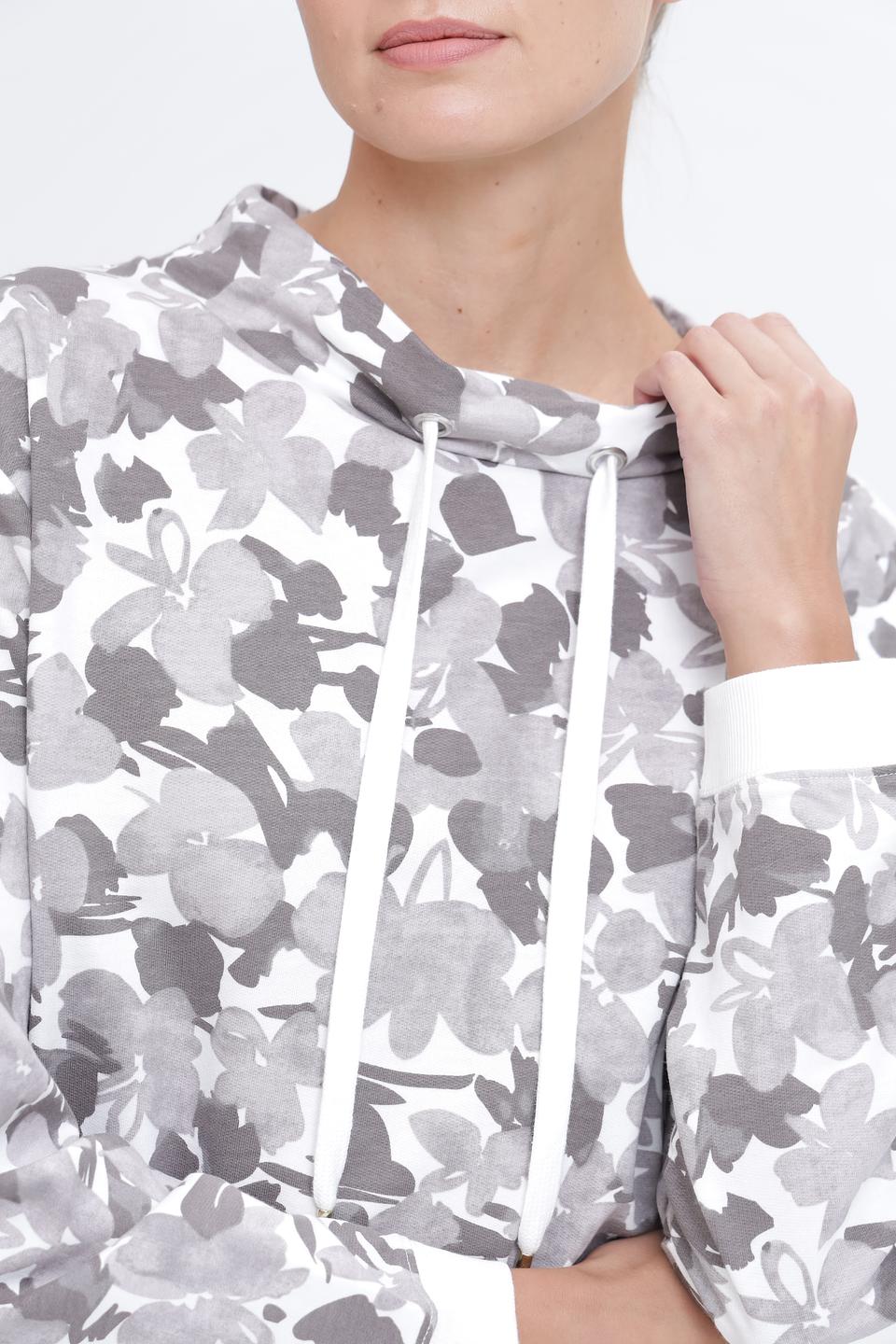 Пуловер Pezzo с цветочным принтом