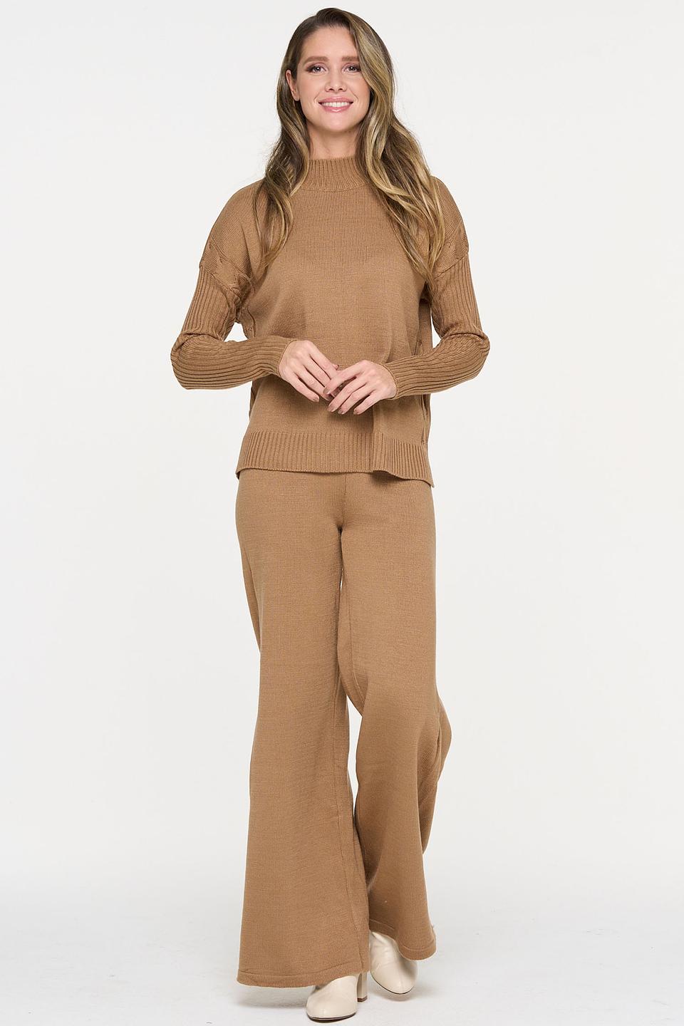 Костюм BE YOU вязаный бежевый