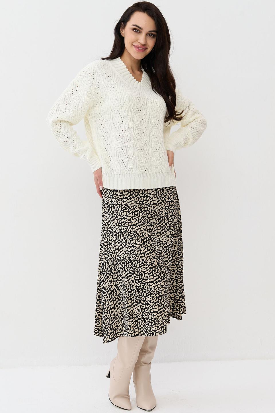 Джемпер NEWVAY с V-образным вырезом молочный