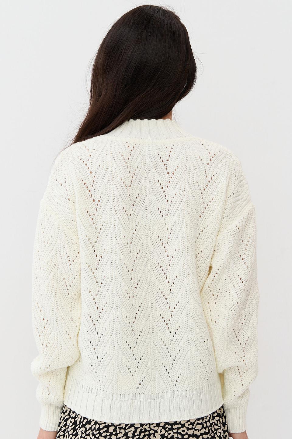 Джемпер NEWVAY с V-образным вырезом молочный